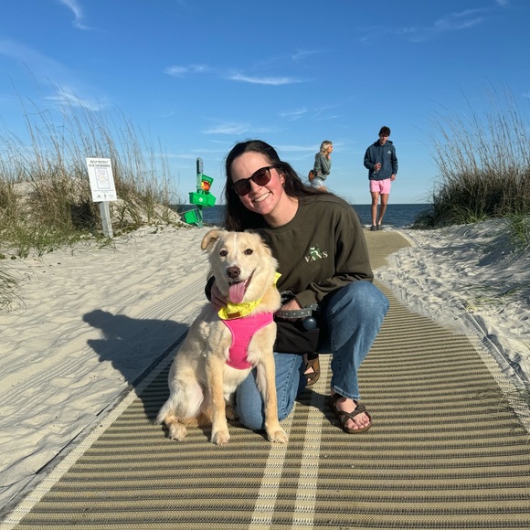 Meet your Posher, Abby - Picture 2 of 3